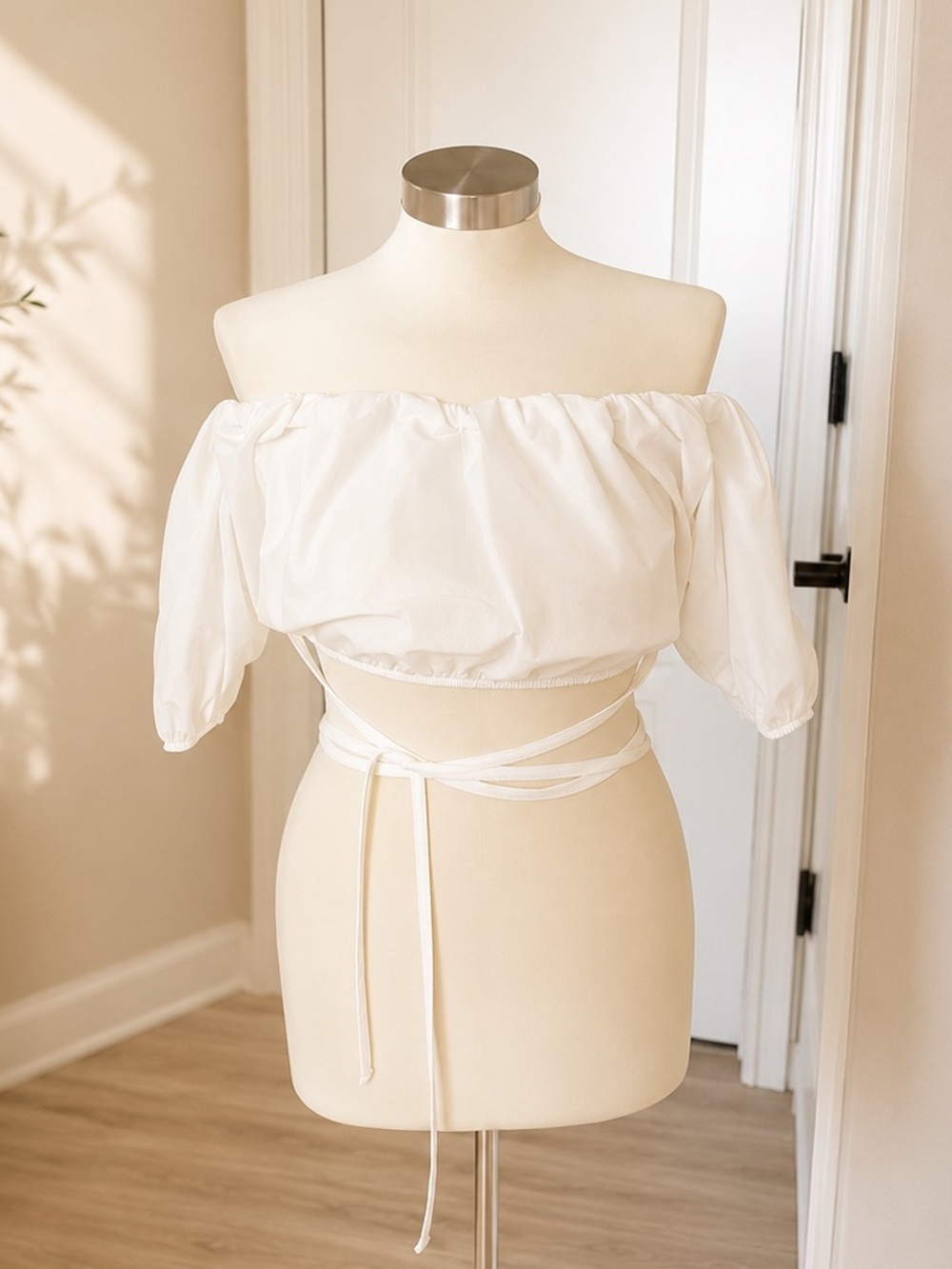 Zara White Off-Shoulder Wrap Crop Top - Large